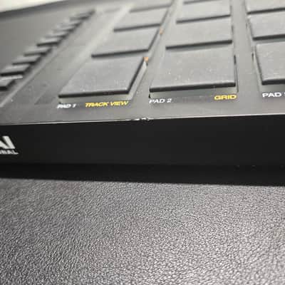Akai MPC Studio Music Production Controller 2021 - Present - Black image 5