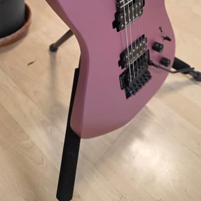 Jackson Dinky DK2 Pro Series RARE Burgundy Mist HH Floyd Rose USA Seymour Duncan Pickups NEW Gator Hard Case MINT CASE QUEEN MiM Super Strat Mexico Mexican Fender Factory image 12
