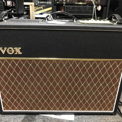 Vox AC15C2 Custom 2-Channel 15-Watt All Tube 2x12" British Guitar Combo image 1