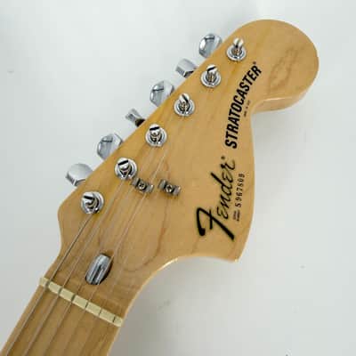 1981 Fender American International Series Hardtail Stratocaster – Maui Blue image 5