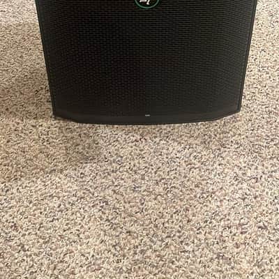 Pair Of Mackie THUMP215 15" Powered PA Speakers 2020 - Present - Black w/ Tripods image 5