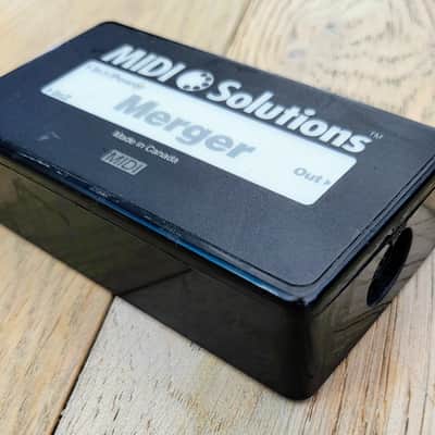 MIDI Solutions Merger 2-In/1-Out MIDI Merger 2010s - Black image 3