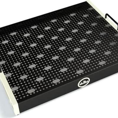 Temple Audio TRIO 21 Pedalboard, 21" x 16.5", Vintage White image 1