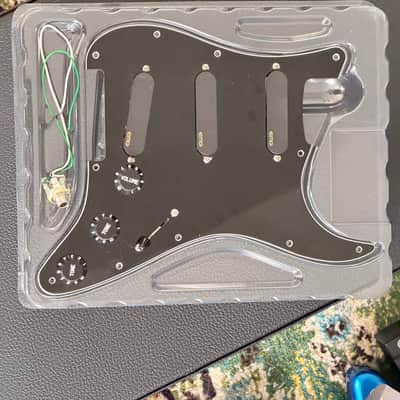 EMG DG20 David Gilmour Pre-Wired Loaded Strat Pickguard 2010s - Ivory/White Pearl image 1