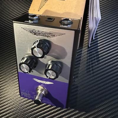 Ashdown Pro-FX Retro Drive 2021 - Present - Silver / Blue image 2