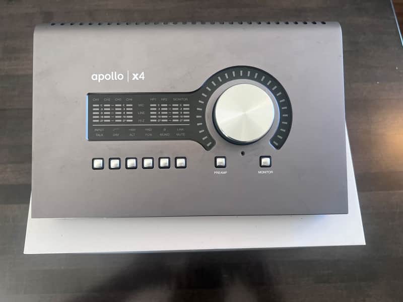 Universal Audio Apollo x4 QUAD Thunderbolt 3 Audio Interface 2019 - Present - Gray image 1