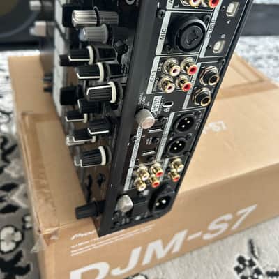 Pioneer DJM-S7 2-Channel Serato Digital Mixer 2021 - Present - Black image 4