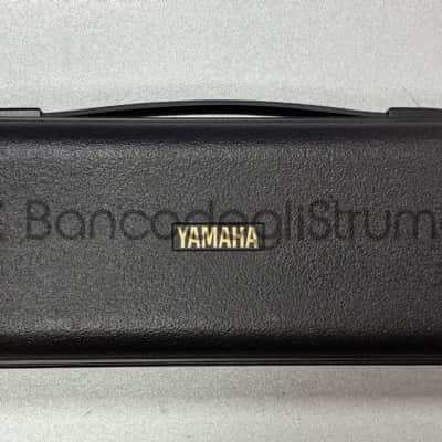 Yamaha YFL-221SII Silver transverse flute in C image 6