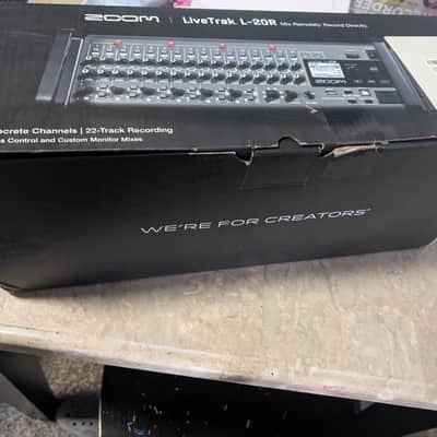 Zoom LiveTrak L-20R Rackmount Digital Mixer / Recorder 2010s - Grey / Blue image 3