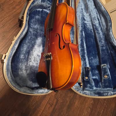 William Lewis & Son Violin with case No.126 image 5