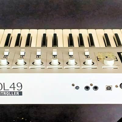 KORG Kontrol 49 Midi Controller - Silver image 6