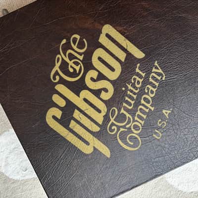 1980s The Gibson Guitar Company USA Rectangular Vintage Hard Case Brown & Red Interior rare image 8
