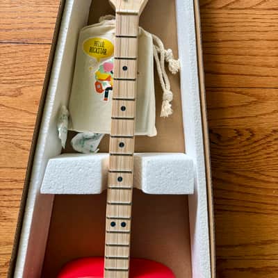 Loog Pro-3 Stringed Acoustic Guitar - Red image 3
