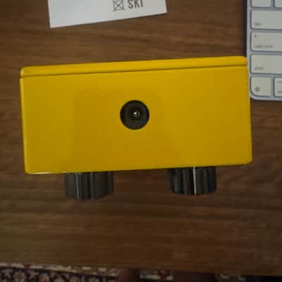 JHS Overdrive / Preamp Limited Edition 2026 - Yellow image 2