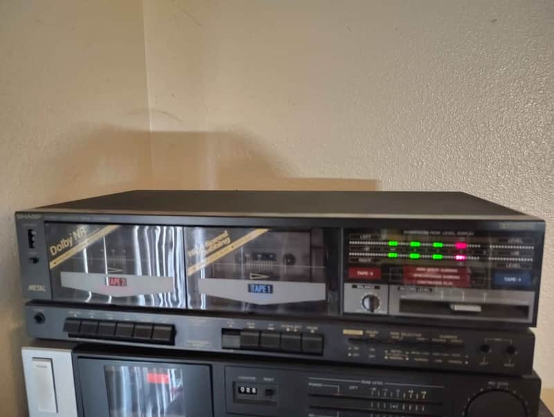 Sharp RT-W500 casstte deck image 1
