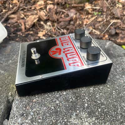 Vintage EHX Electro-Harmonix Big Muff clean and boxed image 5