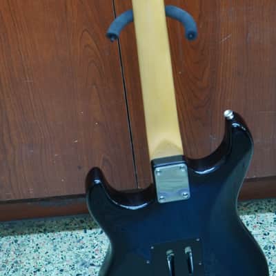 Vintage Levinson Blade RH4 Electric Guitar Blue / Black image 9