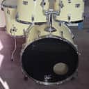 Tama Swingstar Mitte 80er - Weiß über die Jahrzehnte nachgedunkelt