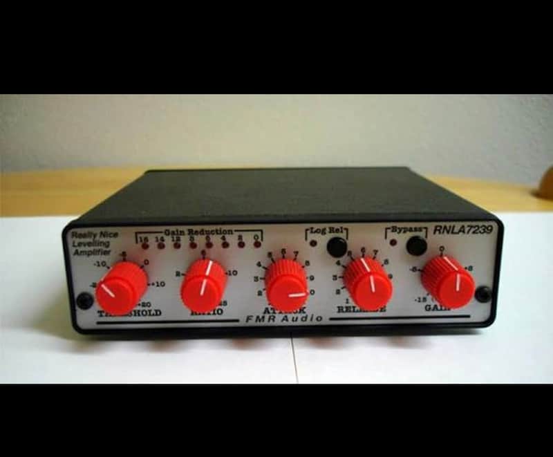 FMR Audio Really Nice Leveling Amplifier RNLA 7239 | Reverb
