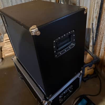 Ampeg B-115E 200-Watt 1x15" Bass Speaker Cabinet 2000s - Black image 2