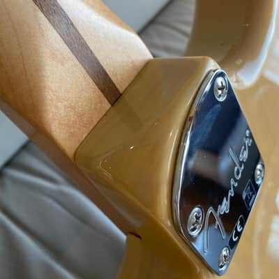 Fender Stratocaster Deluxe Noiseless Mex 2016 - Blonde image 7