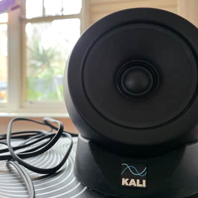 Kali Audio IN-UNF Ultra Nearfield Monitor System image 5