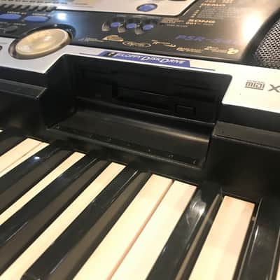 Yamaha Psr-540 90-00s - Grey image 7