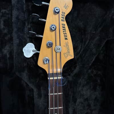 Fender Mustang Bass Made in Japan Reissue Rare Tahitian Coral image 4