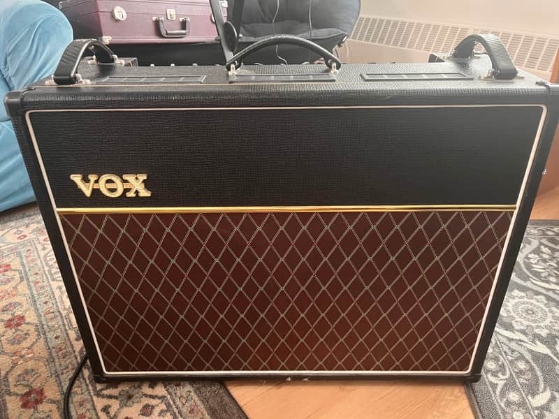 Vox AC30C2 Custom 2-Channel 30-Watt 2x12" Guitar Combo 2010 - 2019 - Black image 1