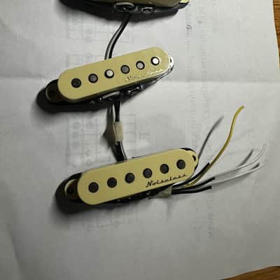 Fender 099-2115-000 Vintage Noiseless Stratocaster Pickup Set 2010s - Aged White image 1