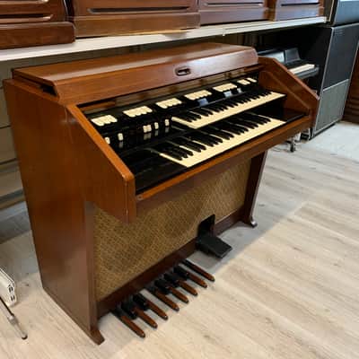 Hammond M 162 imagen 2
