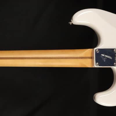 Fender Player II Stratocaster HSS Electric Guitar Polar White image 4