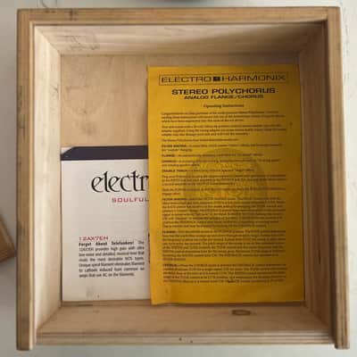 Electro-Harmonix Stereo Poly Chorus Analog Flange/Chorus image 3