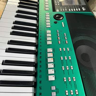 Yamaha PSR-S910 61-Key Arranger Workstation Custom Green image 7