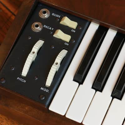 1970-1971 Moog Minimoog "RA Moog" Model D - (Player Grade / Replaced Components) Serial No. 1117 image 9