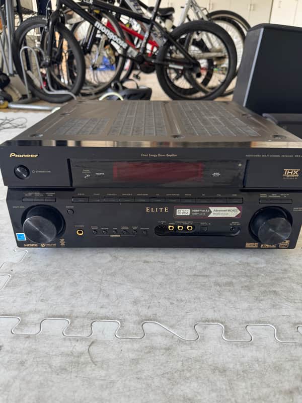 Pioneer Elite VSX-81TXV A/V Receiver 2006 - Black image 1