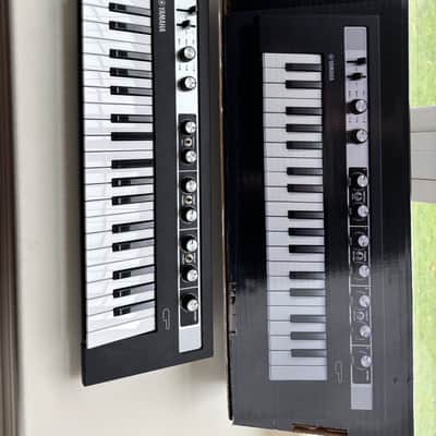 Yamaha Reface CP Mini Mobile Keyboard - Black image 4