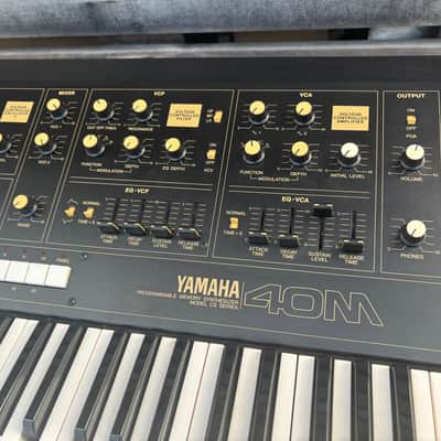 Yamaha CS-40M Duophonic Synthesizer 1979 - 1986 - Black Bild 4