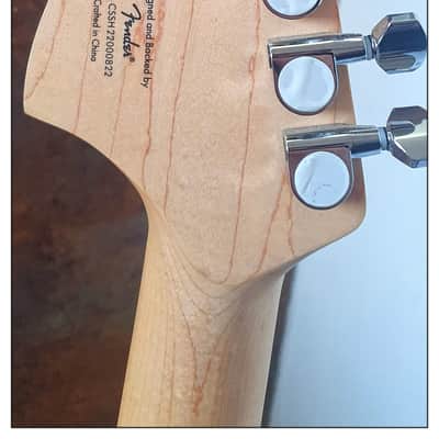 Squier By Fender FSR Affinity Series Stratocaster LRL 2022 - Honey Burst image 11