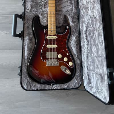 Fender American Peofessional HSS 2017 - 3 color sunburst image 1