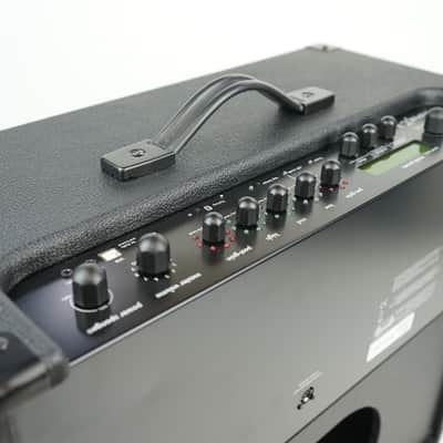 Peavey Vypyr X3 100-Watt 1x12" Digital Modeling Guitar Combo 2021 - Present - Black image 3