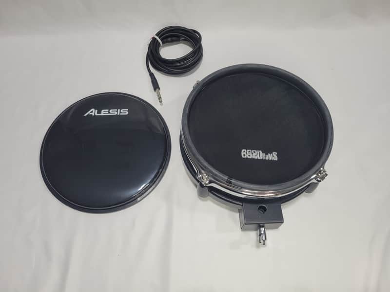 Alesis RealHead (w/ Mesh) Pad 8" Single-Zone Electronic Drum Pad 2010s - Black image 1
