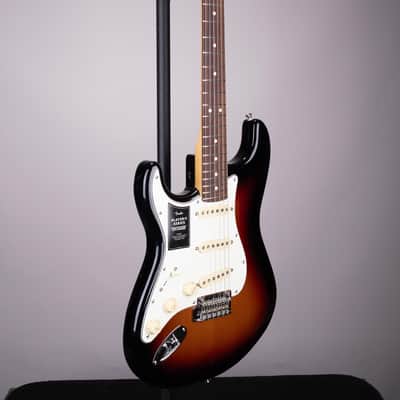 Fender Player II Stratocaster Left-Handed Electric Guitar - 3-Tone Sunburst with Rosewood Fingerboard image 3