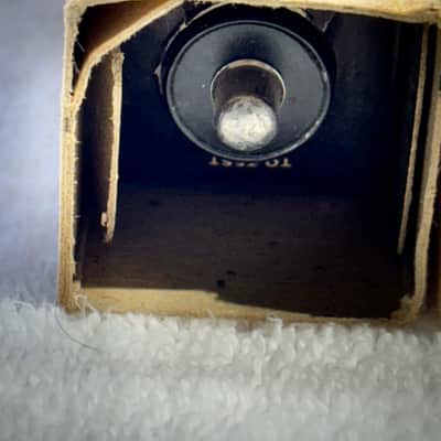 NOS Ken-Rad 12C8 Vacuum Tube set of (4) Circa-1960s-Glass image 4