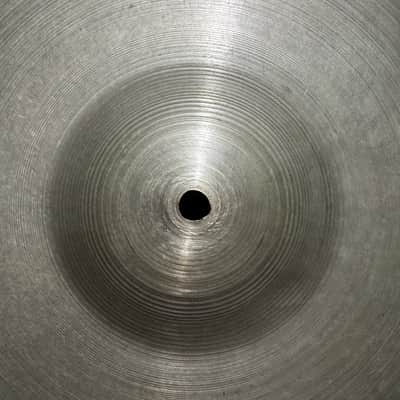 Zildjian 18" Crash Cymbal Large Stamp 1950's image 3