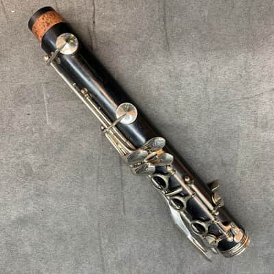 Buffet Crampon E11 Intermediate Wood Bb Clarinet 2010s - Black image 7