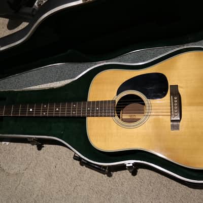 2005 Martin D-28 Acoustic Guitar - No Tariffs image 2