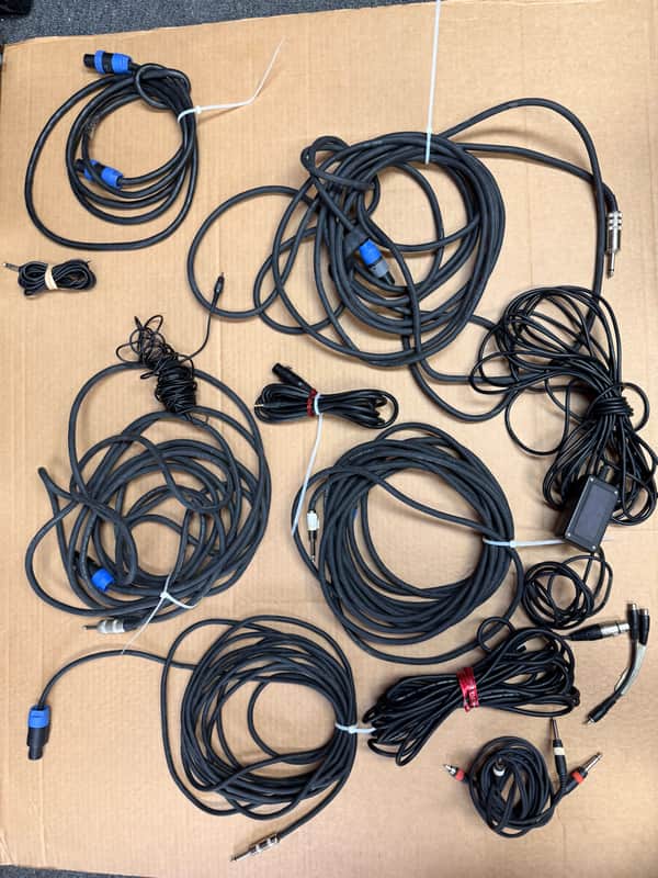 13 Cables of mixed types (See images) image 1