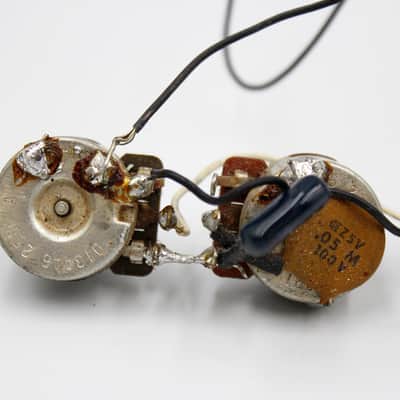 1978 Vintage Fender Musicmaster Bass USA 250K Potentiometer Set 1970s image 3