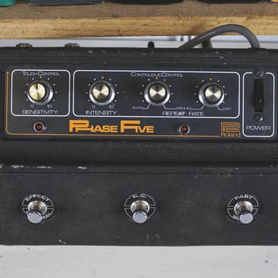 Roland AP-5 Phase Five | Reverb